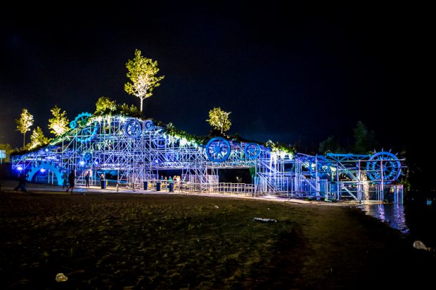 Sfeer @ Down The Rabbit Hole by Marcel Krijgsman