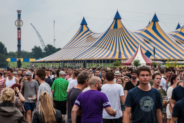 De Alpha tent op Lowlands