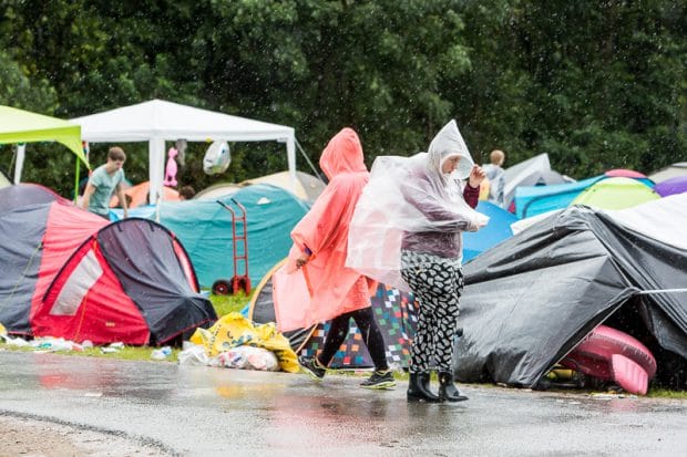 Regenachtige start op zondagochtend