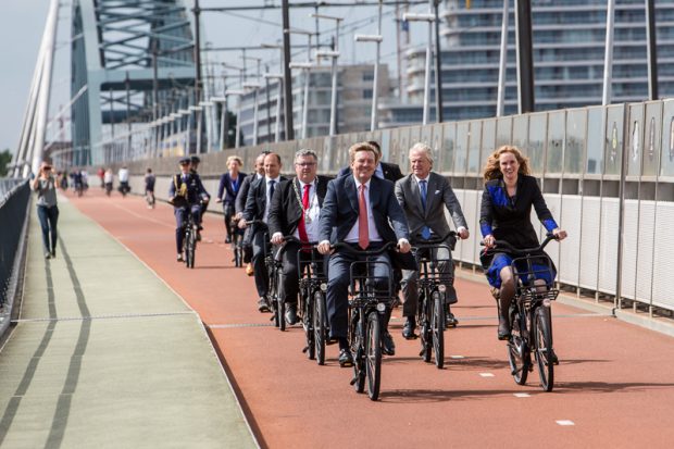 Koning Willem Alexander opent Velo-City in Nijmegen
