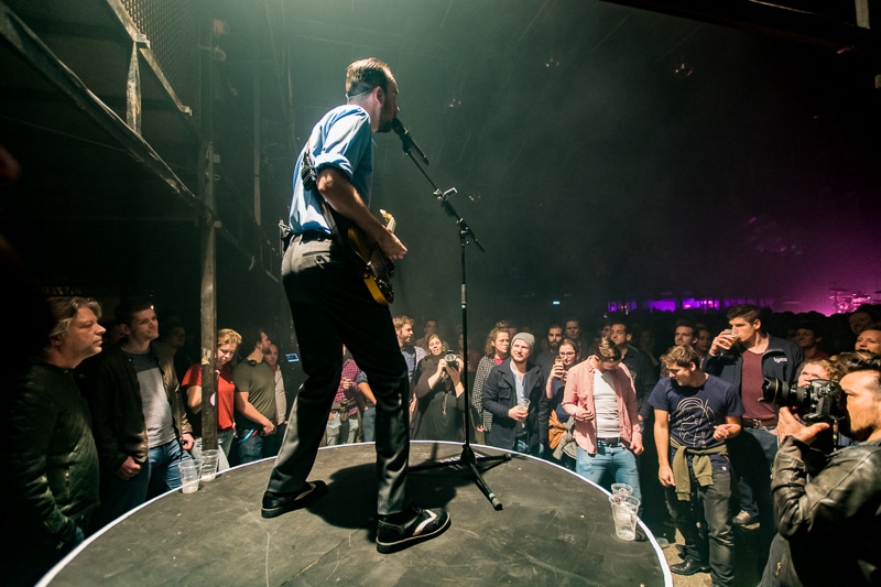 De Staat In The Round