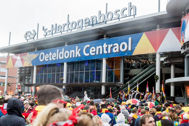 Intocht Prins Amadeiro in Oeteldonk
