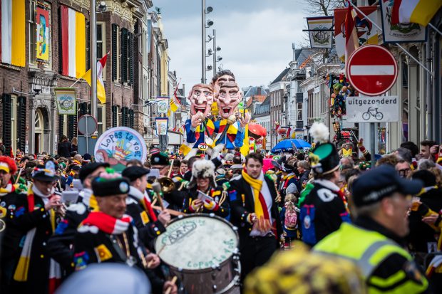 Carnaval in Oeteldonk door Marcel Krijgsman
