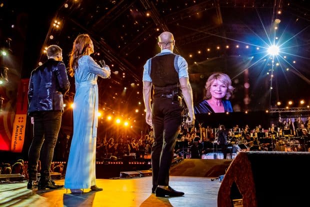 Musical Sing Along met eerbetoon aan Martine Bijl