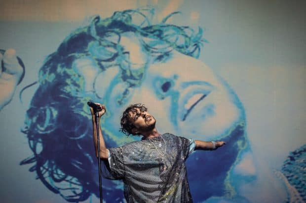 Oscar and the Wolf op Lowlands festival