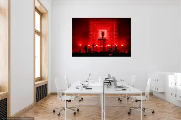 De Staat aan de muur