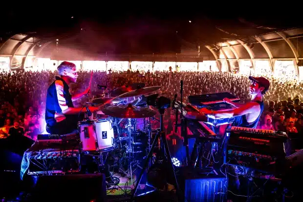 Lander en Adriaan tijdens het Lowlands festival