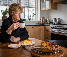 Bep Knipping tbv verhaal over kinderen die het huis uit gaan