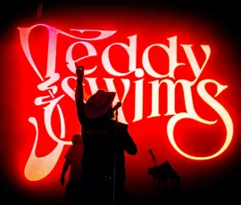 Teddy Swims tijdens het Lowlands festival